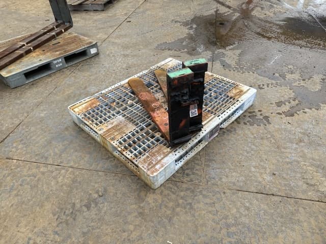 FORKLIFT NAIL — Auction (lot 8461-16521)