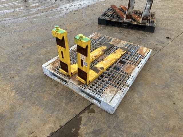 FORKLIFT NAIL — Auction (lot 8461-16524)