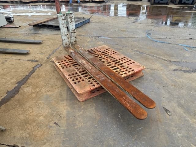 FORKLIFT NAIL — Auction (lot 8461-16525)