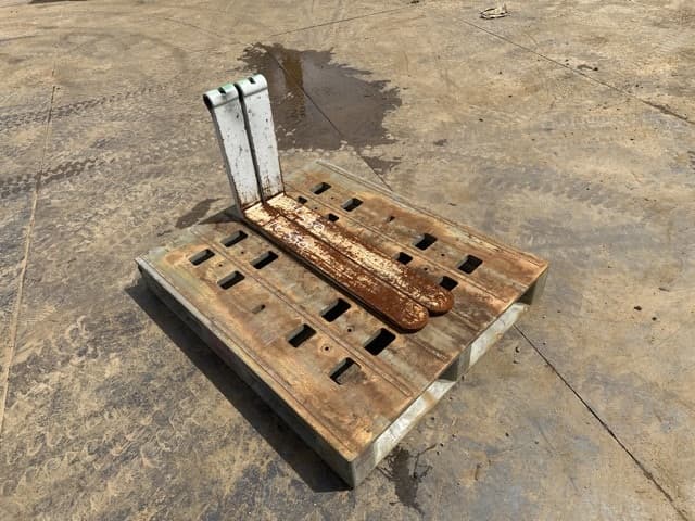 FORKLIFT NAIL — Auction (lot 8461-16529)