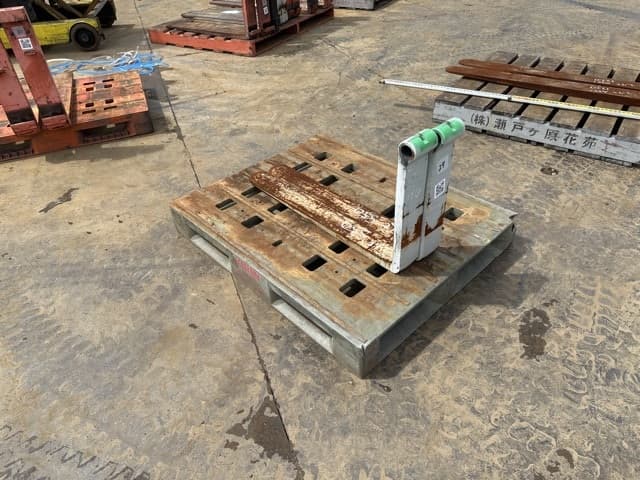 FORKLIFT NAIL — Auction (lot 8461-16529)