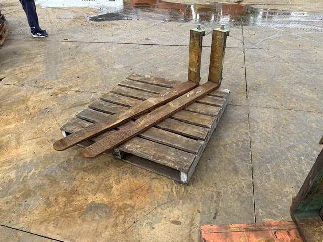 FORKLIFT NAIL — Auction (lot 8461-16534)