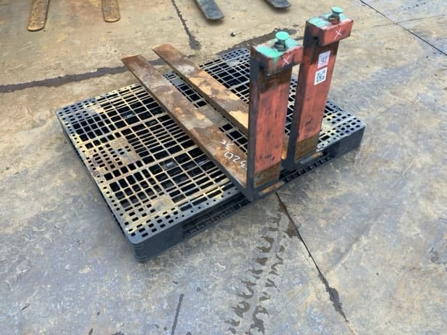 FORKLIFT NAIL — Auction (lot 8461-16541)