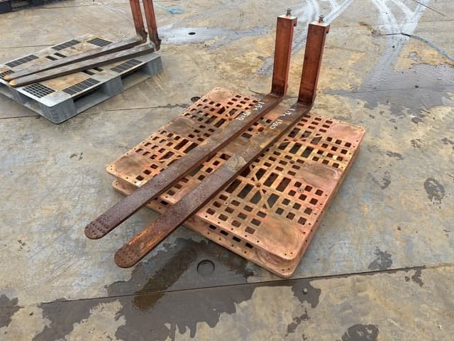 FORKLIFT NAIL — Auction (lot 8461-16544)