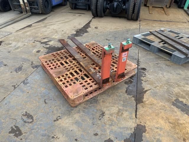 FORKLIFT NAIL — Auction (lot 8461-16544)