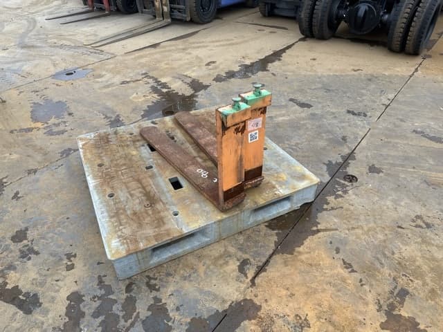 FORKLIFT NAIL — Auction (lot 8461-16545)