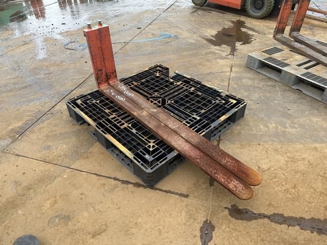 FORKLIFT NAIL — Auction (lot 8461-16546)