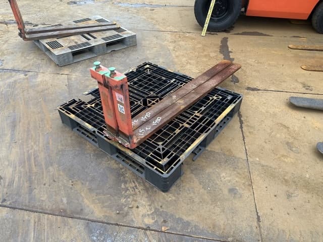 FORKLIFT NAIL — Auction (lot 8461-16546)