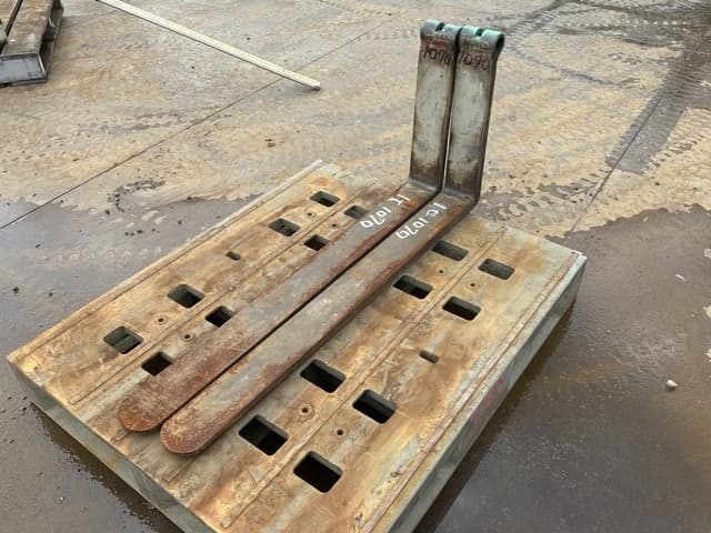 FORKLIFT NAIL — Auction (lot 8461-16547)