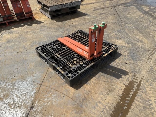 FORKLIFT NAIL — Auction (lot 8461-16550)