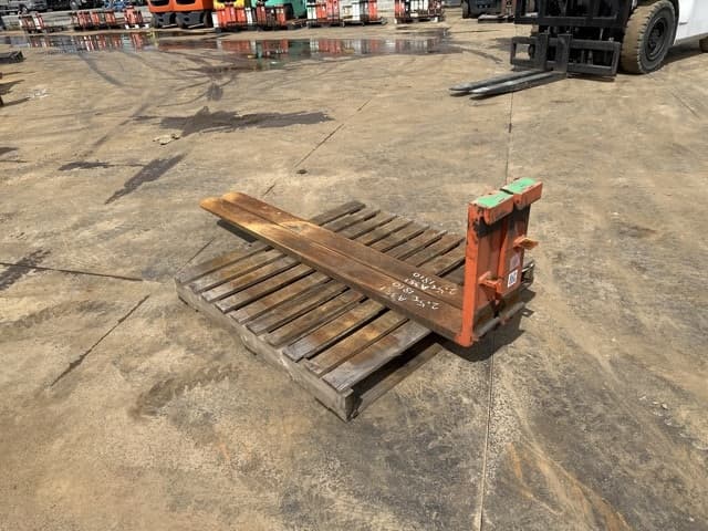 FORKLIFT NAIL — Auction (lot 8461-16553)