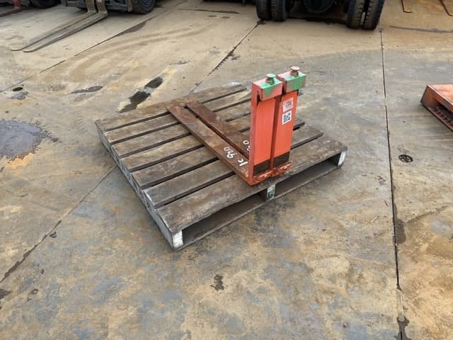 FORKLIFT NAIL — Auction (lot 8461-16554)