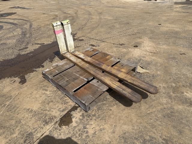 FORKLIFT NAIL — Auction (lot 8461-16555)