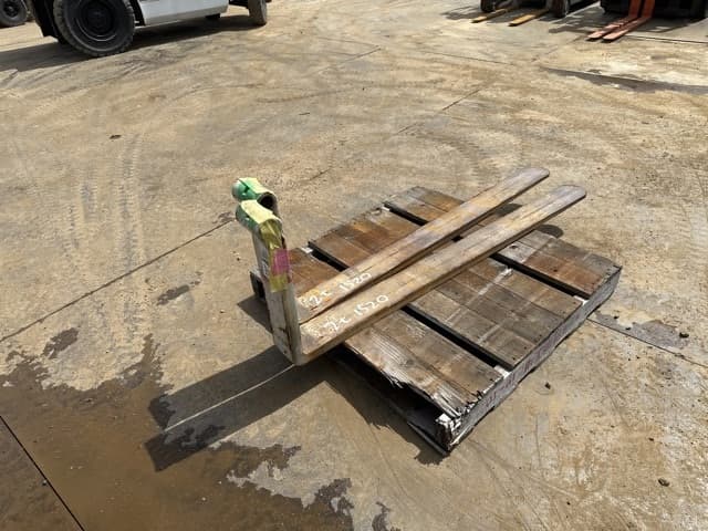 FORKLIFT NAIL — Auction (lot 8461-16555)