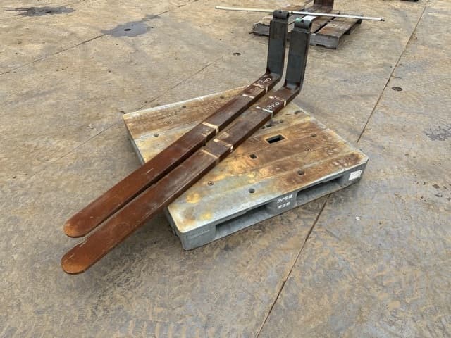 FORKLIFT NAIL — Auction (lot 8461-16557)