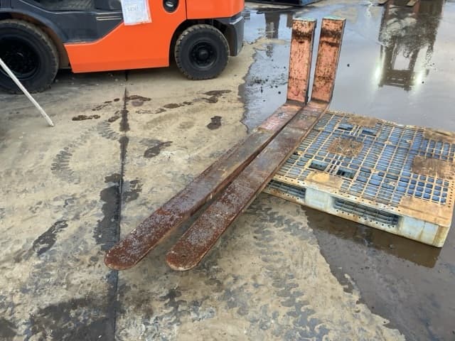 FORKLIFT NAIL — Auction (lot 8461-16560)