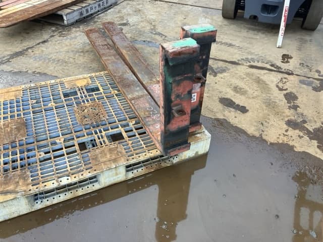 FORKLIFT NAIL — Auction (lot 8461-16560)
