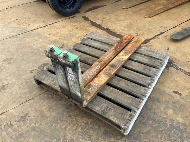 FORKLIFT NAIL — Auction (lot 8461-16561)