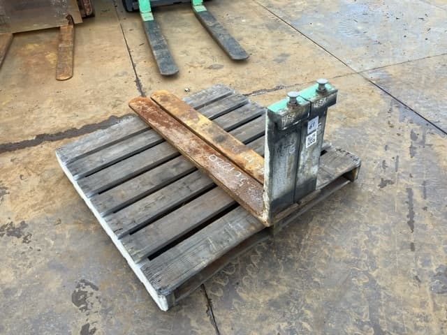 FORKLIFT NAIL — Auction (lot 8461-16561)