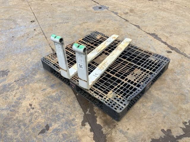 FORKLIFT NAIL — Auction (lot 8461-16562)