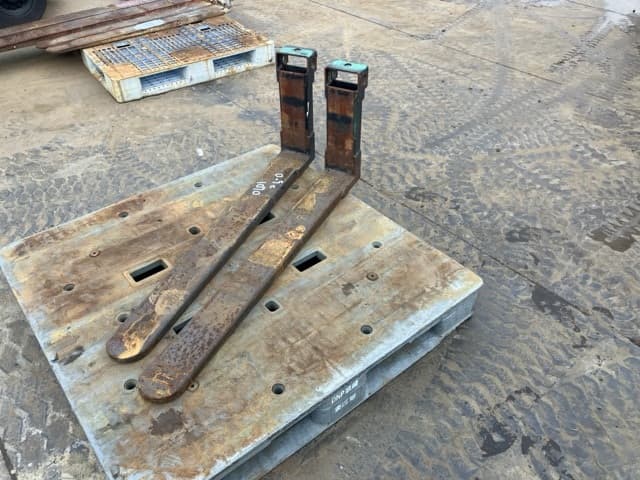 FORKLIFT NAIL — Auction (lot 8461-16563)