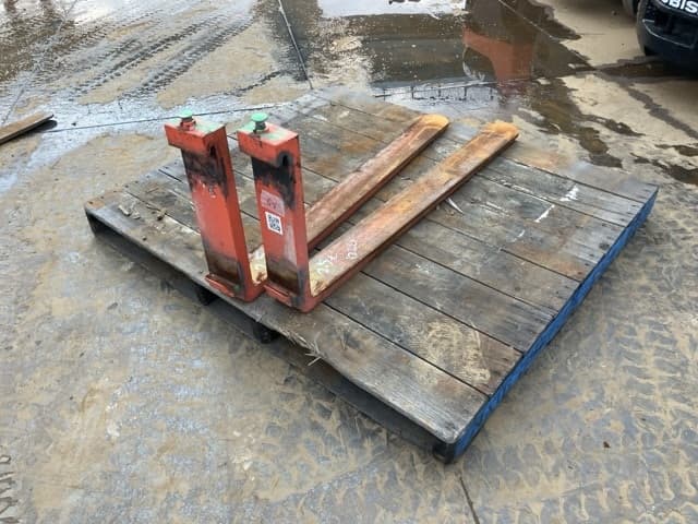 FORKLIFT NAIL — Auction (lot 8461-16564)