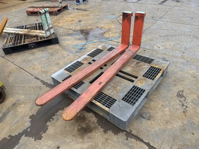 FORKLIFT NAIL — Auction (lot 8461-16565)