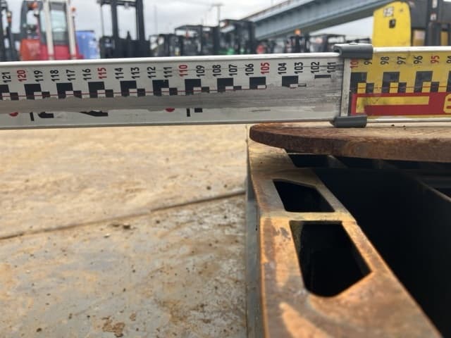 FORKLIFT NAIL — Auction (lot 8461-16569)