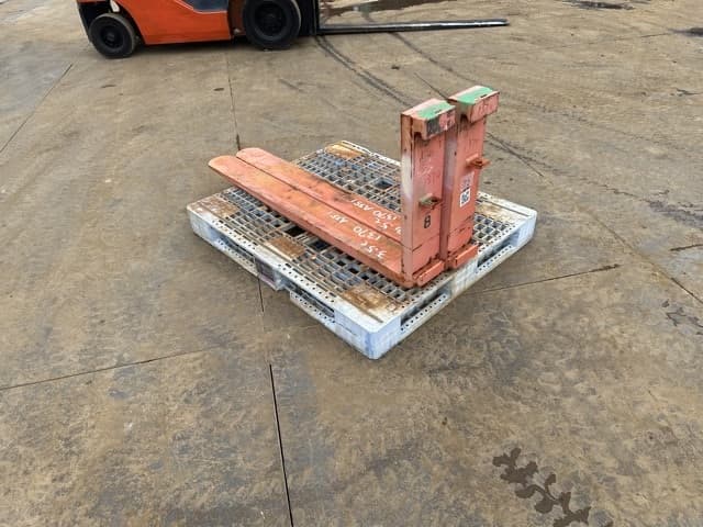 FORKLIFT NAIL — Auction (lot 8461-16572)