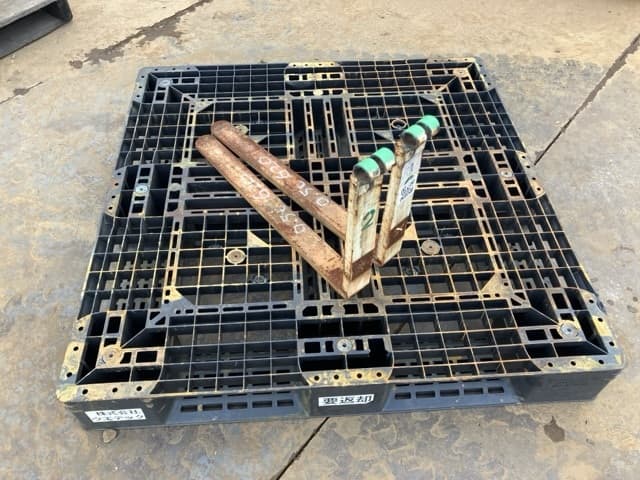 FORKLIFT NAIL — Auction (lot 8461-16577)