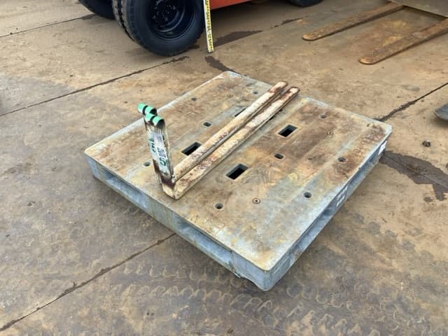 FORKLIFT NAIL — Auction (lot 8461-16578)