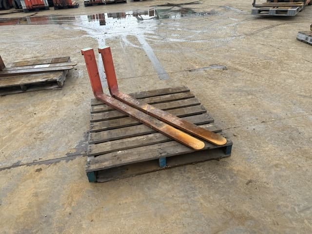 FORKLIFT NAIL — Auction (lot 8461-16579)