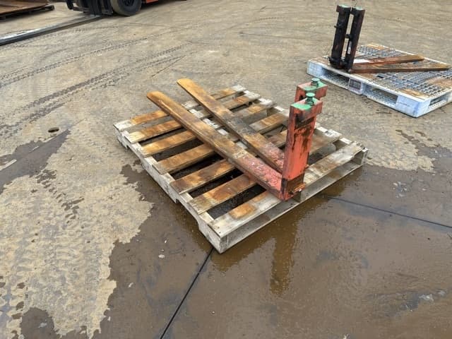 FORKLIFT NAIL — Auction (lot 8461-16584)