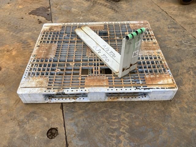 FORKLIFT NAIL — Auction (lot 8461-16585)