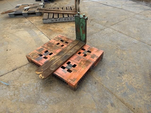 FORKLIFT NAIL — Auction (lot 8461-16586)