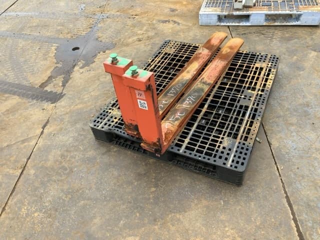FORKLIFT NAIL — Auction (lot 8461-16588)