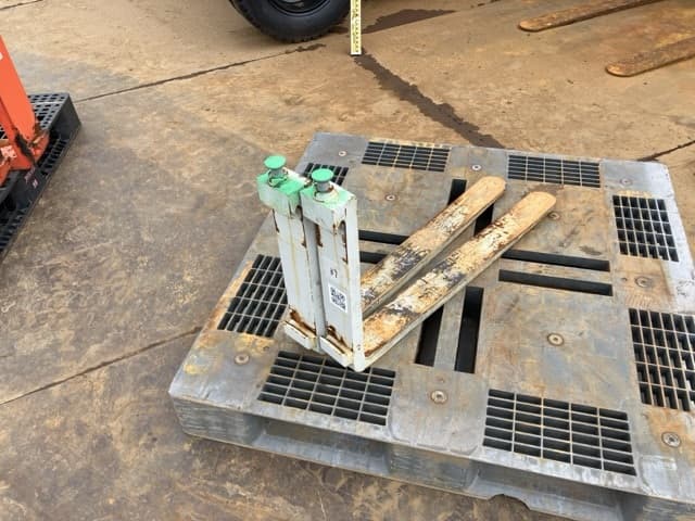 FORKLIFT NAIL — Auction (lot 8461-16589)
