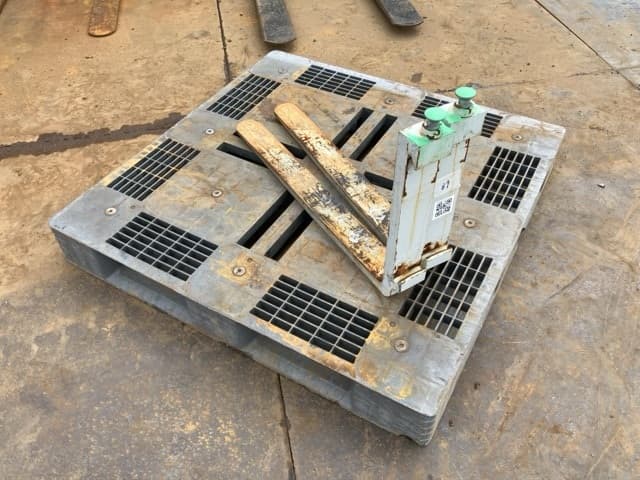 FORKLIFT NAIL — Auction (lot 8461-16589)