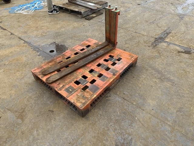 FORKLIFT NAIL — Auction (lot 8461-16596)