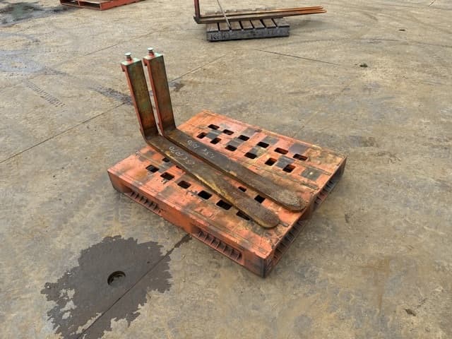 FORKLIFT NAIL — Auction (lot 8461-16596)
