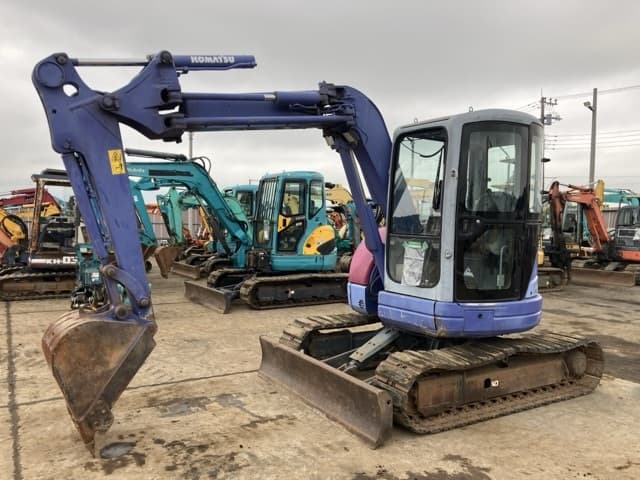MINI EXCAVATOR — Auction (lot 8461-169)