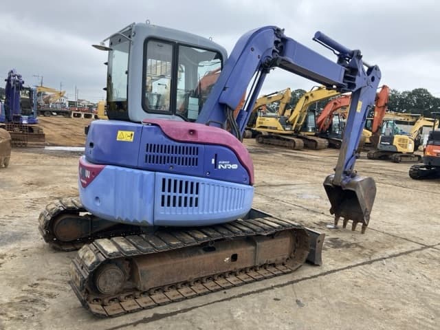 MINI EXCAVATOR — Auction (lot 8461-169)