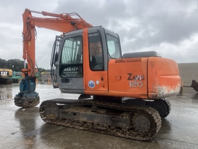 EXCAVATOR — Auction (lot 8461-172)