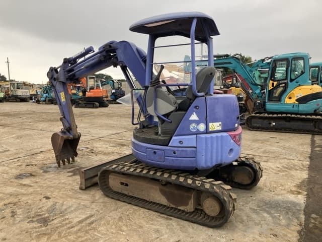 MINI EXCAVATOR — Auction (lot 8461-174)