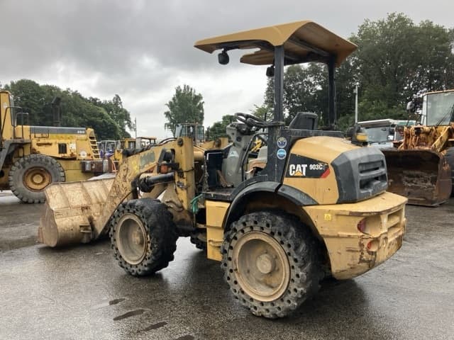 MINI WHEEL LOADER — Auction (lot 8461-177)