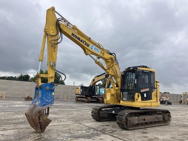 EXCAVATOR — Auction (lot 8461-178)
