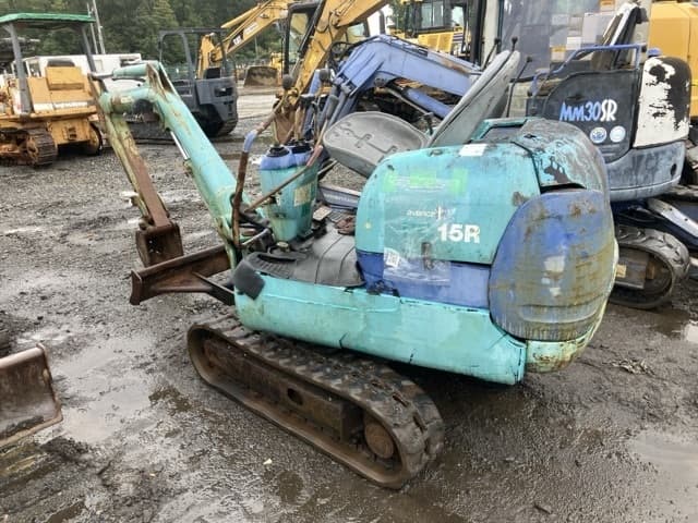 MINI EXCAVATOR — Auction (lot 8461-1811)