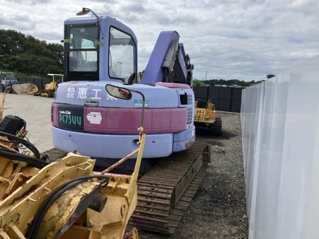 EXCAVATOR — Auction (lot 8461-1815)