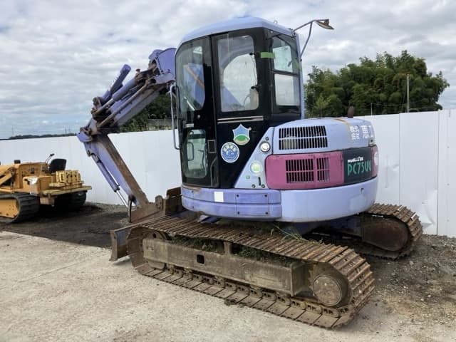 EXCAVATOR — Auction (lot 8461-1815)
