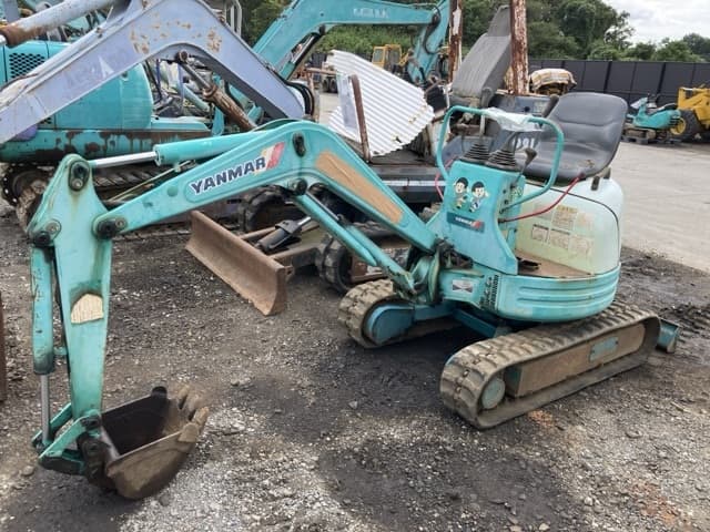 MINI EXCAVATOR — Auction (lot 8461-1816)